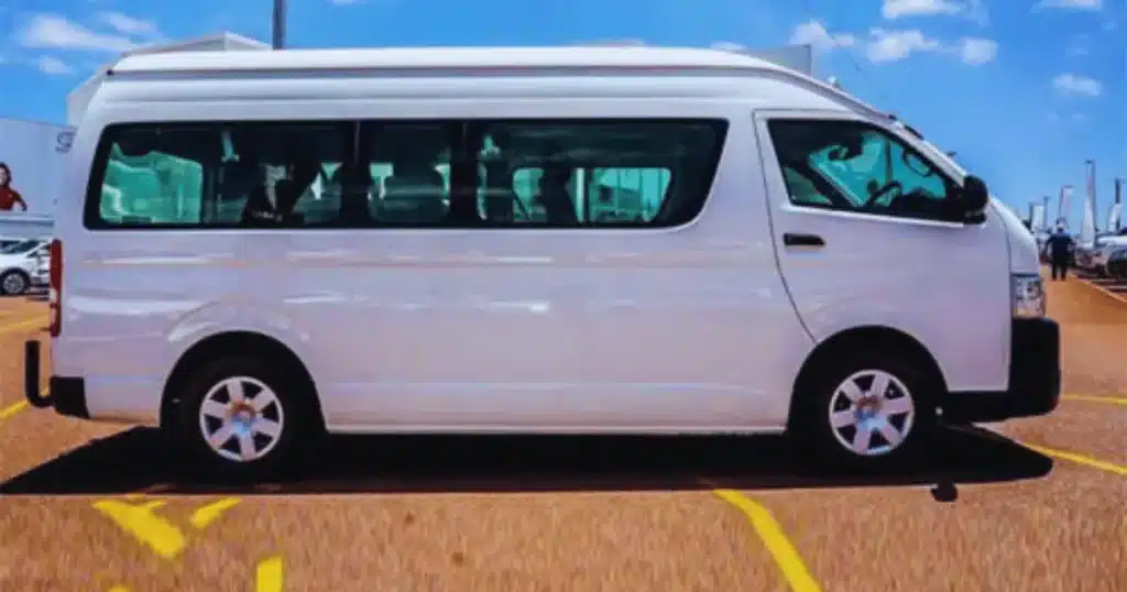 Maxi Taxi Brisbane Get Free Taxi Quote Today 🚖